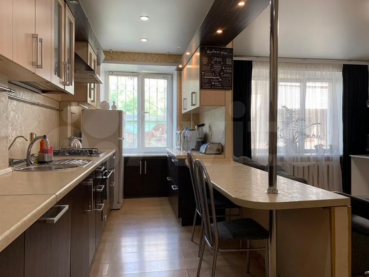 3-к. квартира, 57,2 м², 1/12 эт.