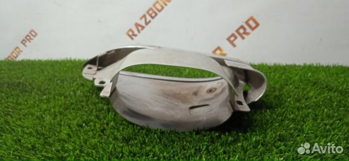 Насадка на глушитель задняя правая Mercedes-Benz