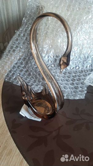 Статуэтка лебедь