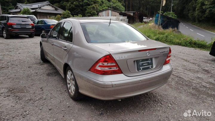 Авто на разбор Mercedes-Benz C-Class W203 271.940