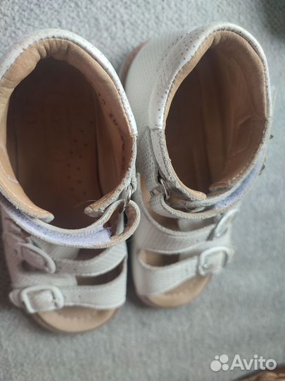 Ортопедические сандали