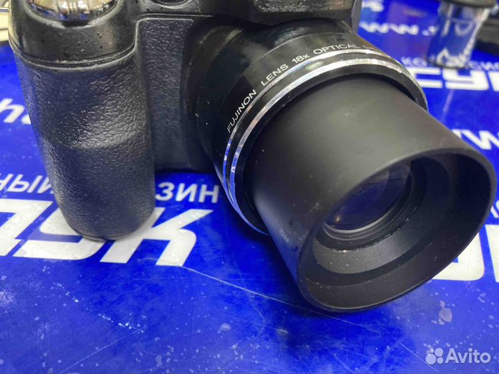 Fujifilm FinePix S2950