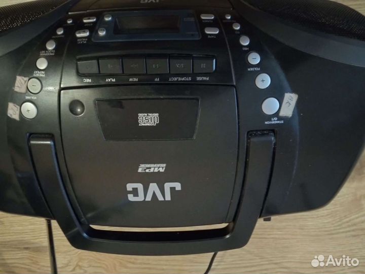 Магнитола JVC