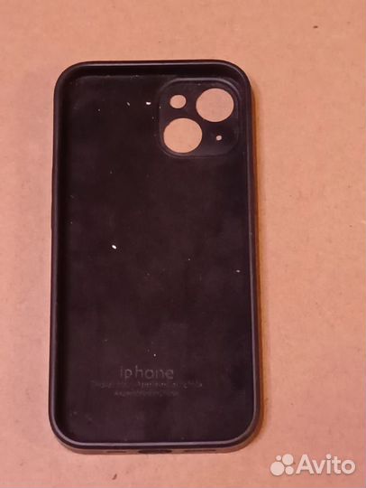Чехлы на iPhone 13