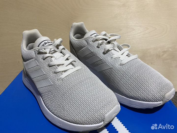 Кроссовки женские adidas 37,5 размер