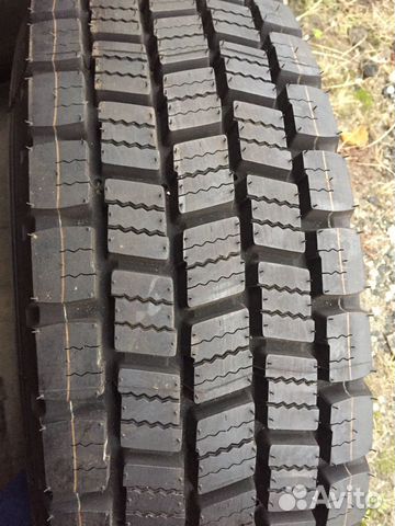 Michelin X Radial 235/75 R17C 132M