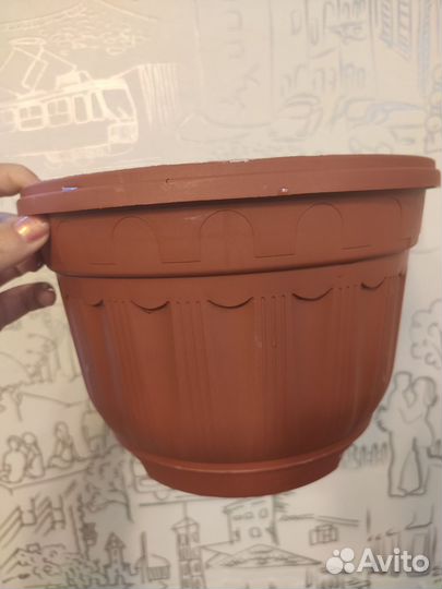 Горшки для цветов пластиковые