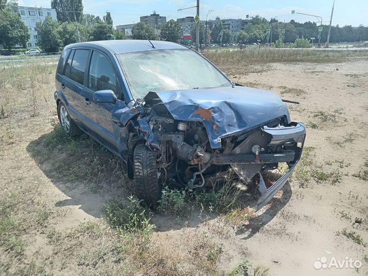 Ford Fusion 1.6 МТ, 2008, битый, 210 000 км