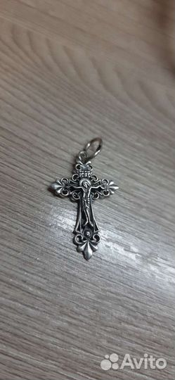 Серебряный крест