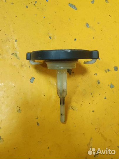 Крышка бачка гура toyota тойота