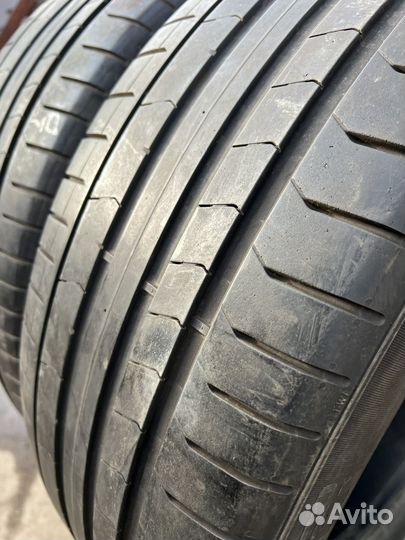 Pirelli P Zero PZ4 245/50 R19