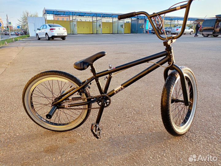 Трюковой велосипед bmx