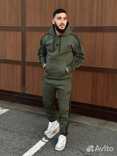 Спортивный костюм Adidas