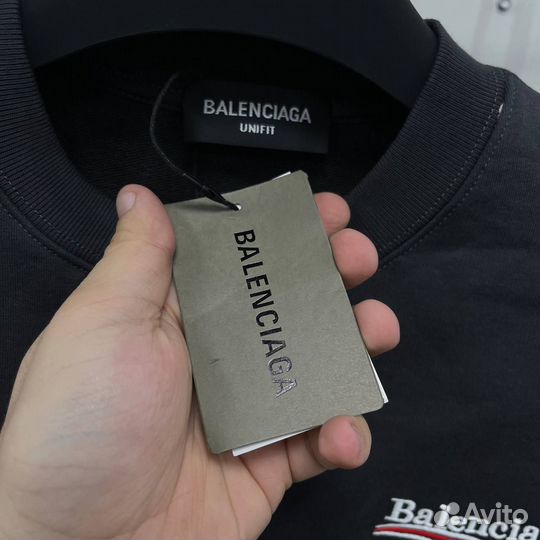 Свитшот Balenciaga