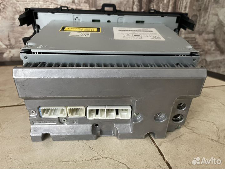 Штатная магнитола на toyota corolla 150