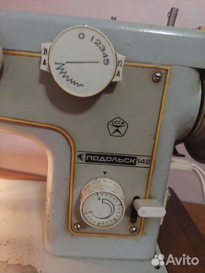 Швейная машина Подольск 142