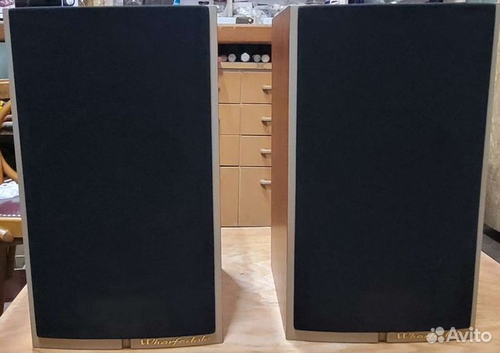 Акустические колонки wharfedale
