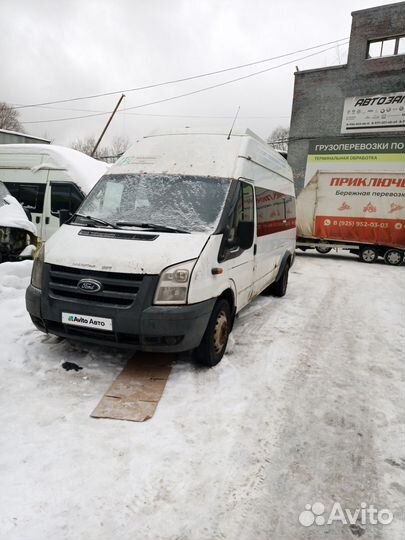 Ford Transit микроавтобус, 2011