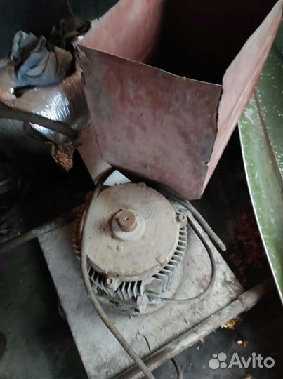 Крупорушка зернодробилка