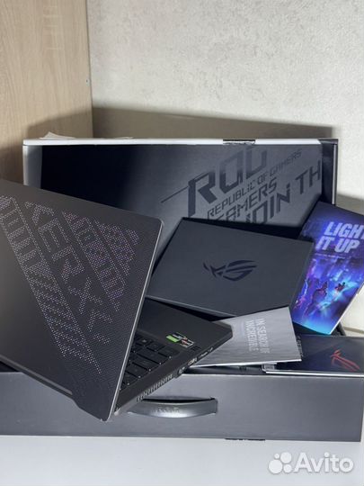 Asus rog zephyrus g14