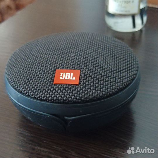 Колонка JBL