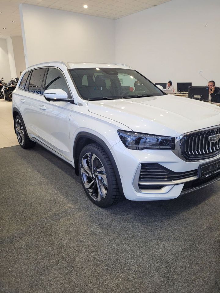 Geely Monjaro: фото владельца