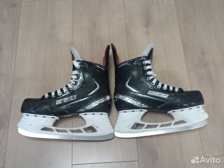 Хоккейные коньки bauer
