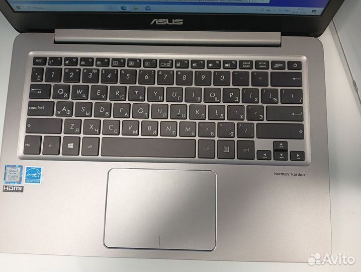 Ноутбуки asus Zenbook UX310U