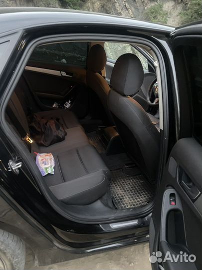 Audi A4 1.8 CVT, 2011, 193 500 км