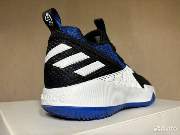 Баскетбольные кроссовки Adidas Dame Certified