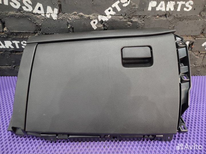 Бардачок передний левый Mitsubishi Outlander