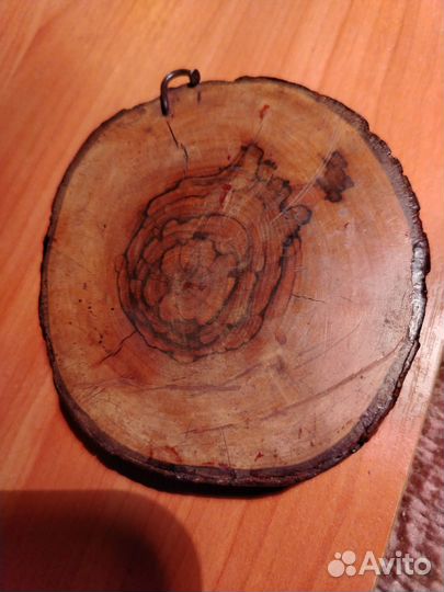 Икона на спиле оливы 19в