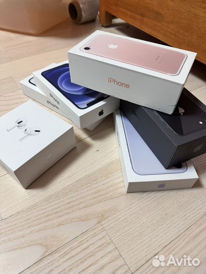 Коробка Apple