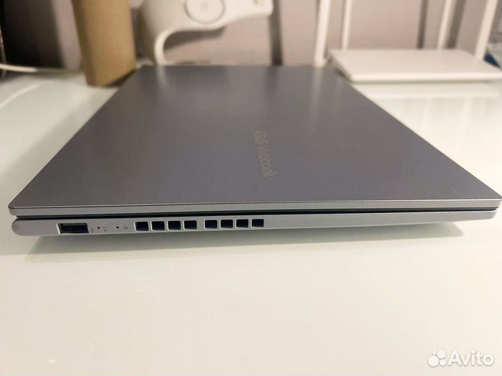 Ноутбук Asus Vivobook AMD Ryzen 7 16GB 512GB