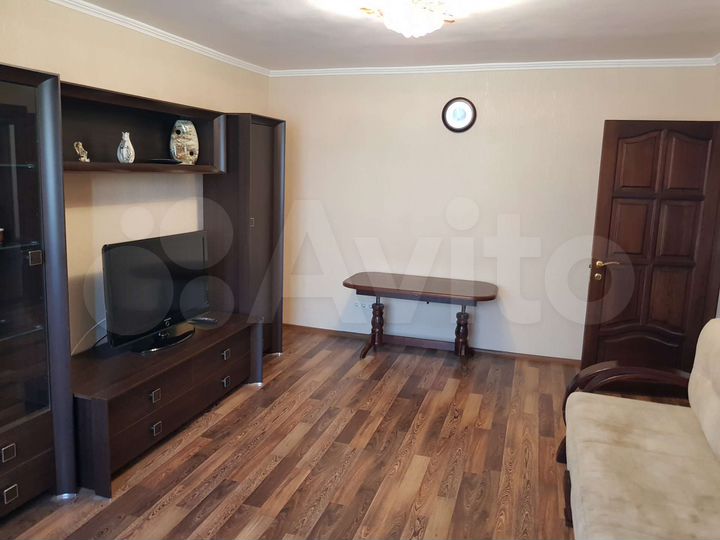 3-к. квартира, 82 м², 2/9 эт.