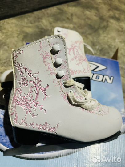 Коньки фигурные