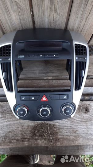 Kia ceed ed центральная консоль рамка