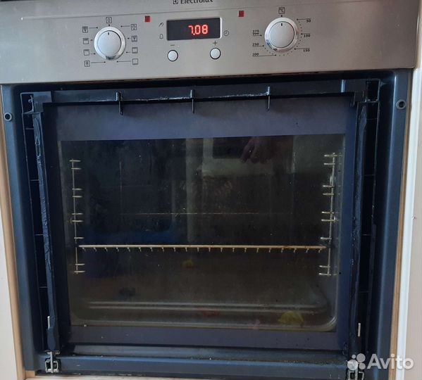 Духовой шкаф electrolux EOB32100X