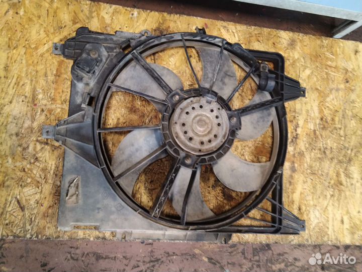 Вентилятор охлаждения Renault Symbol