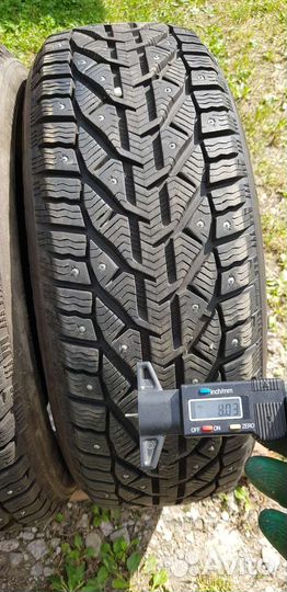 Kormoran SUV Stud 215/65 R16