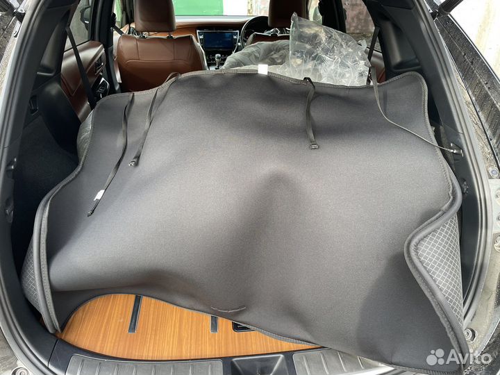 Коврик в багажник Япония оригинал Esquire