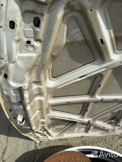 Капот от nissan sunny fb15