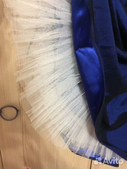 Платье праздничное