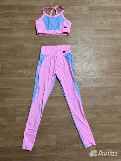 Костюм для йоги и фитнеса