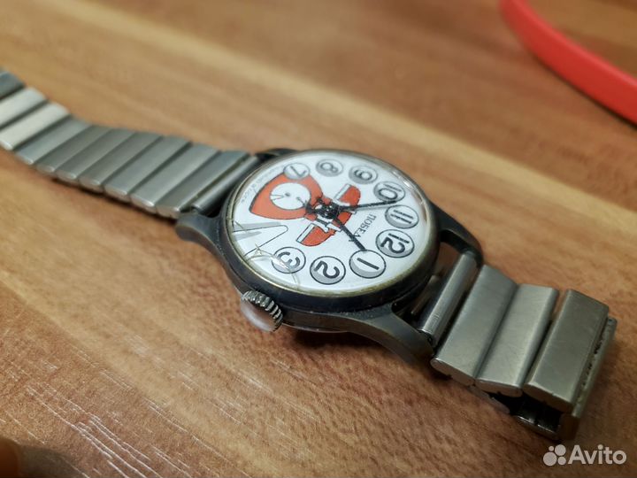 Наручные часы Победа телефон детские