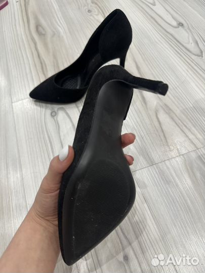 Замшевые туфли лодочки новые