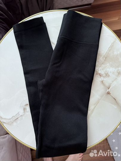 Леггинсы бесшовные в рубчик новые