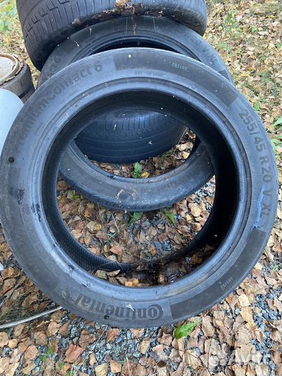 Continental ContiPremiumContact 6 255/45 R20