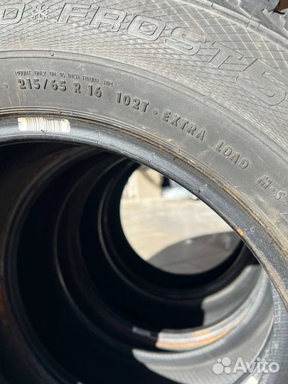 Gislaved Nord Frost 5 215/65 R16 102