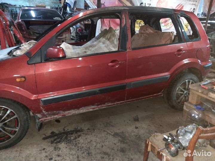 Разбор кузова Ford Fusion 2006 1.6 МКПП